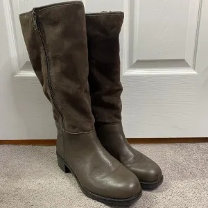 Coach Bailey Safari Brown  Womens Leather Fashion Knee-High Boots Size 9.5B
