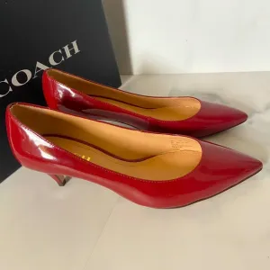Coach Women Sloane Pump/Sloan Patent Cherry Size 8.0 # CD298