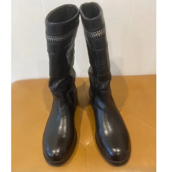 Coach Women's Leather Boots Signature C Zipper Accent Pull On Black Boots Sz 6