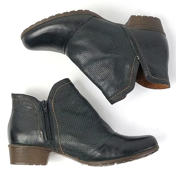 Cobb Hill Rockport Gratasha Black Perforated Leather Side Zip V Cut Ankl…