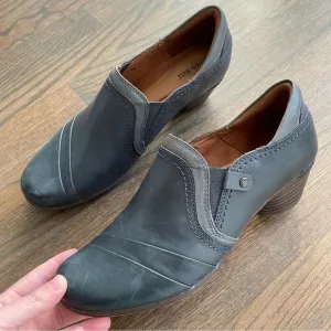Cobb Hill Women’s LAUREL SLIP-ON Blue Leather shoes size