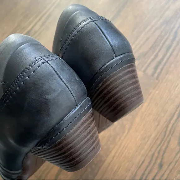 Cobb Hill Women’s LAUREL SLIP-ON Blue Leather shoes size