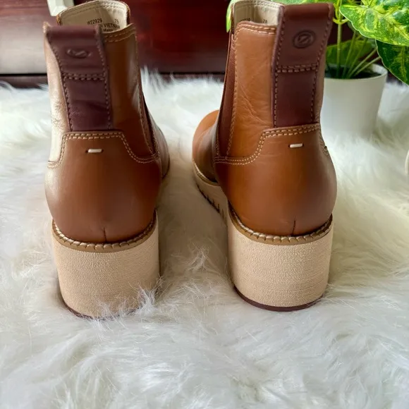 Cole Haan ZEROGRAND City Wedge Waterproof Chelsea British Tan Boots Size 7