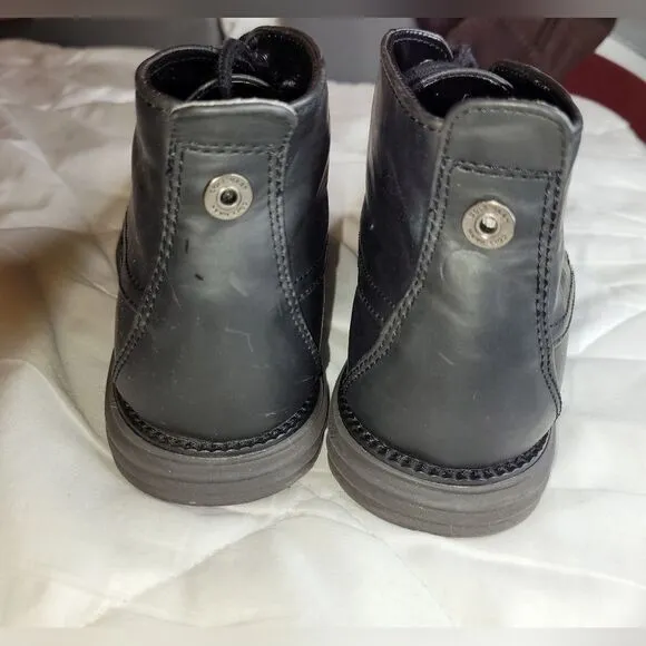 Cole Haan Leather Boots, Boys sz4.5, black.