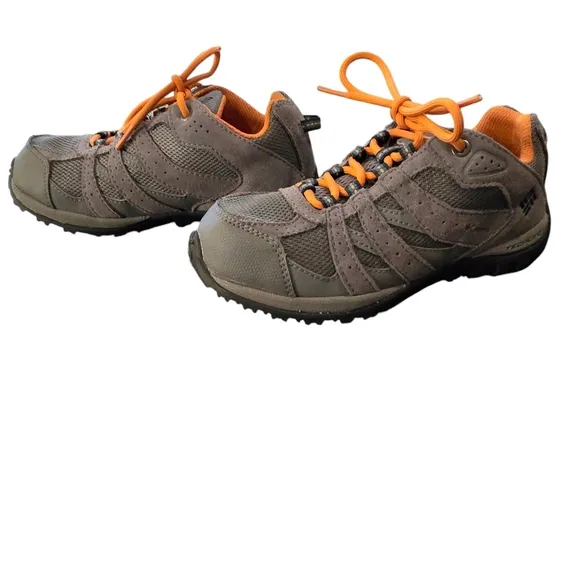 Columbia boy's low top sneaker style hiking shoe grey and orange size 2