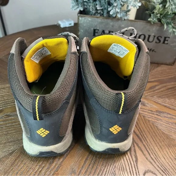 Columbia Crestwood Hiking Boots Men's Waterproof Mid Outdoors Shoes.