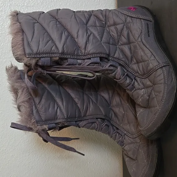 Columbia Minx Mid Ill Omni-Heat PackableWinter Boots Size 8