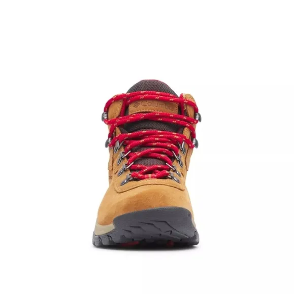 Columbia Women's Newton Ridge Plus Waterproof Amped Hiking Boots - 7.5 Wide