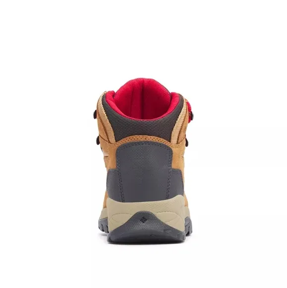 Columbia Women's Newton Ridge Plus Waterproof Amped Hiking Boots - 7.5 Wide