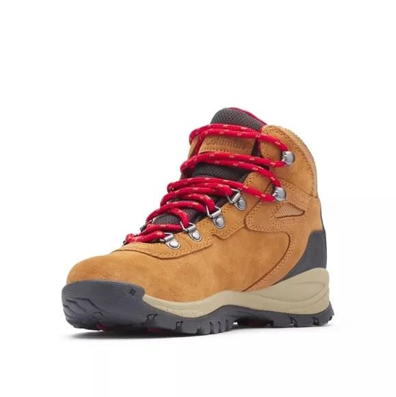 Columbia Women's Newton Ridge Plus Waterproof Amped Hiking Boots - 7.5 Wide