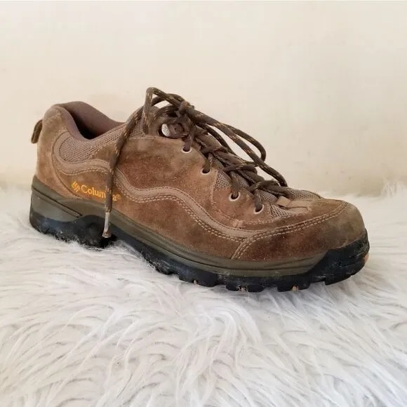 Columbia hiking boots size 11