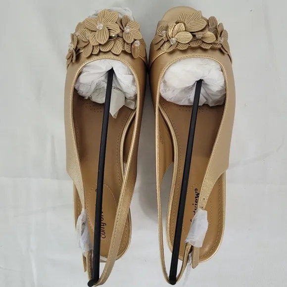 COMFORTVIEW Women's Dressy Gold Floral Slingback Comfort Pumps Shoes NIB Sz 10M