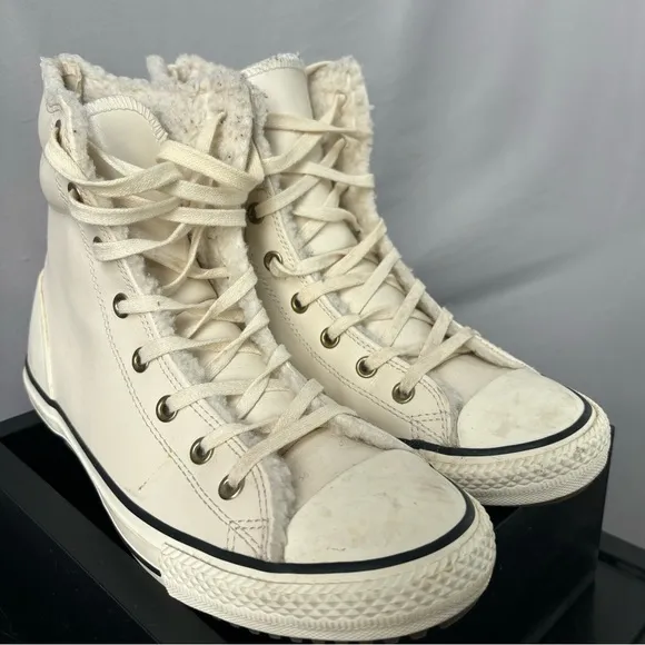 Converse Chuck Taylor All-Star HI Rise Boot Leather Fur Parchment Sneaker 6 Y