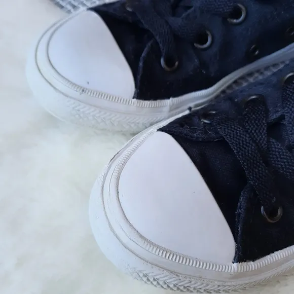 Converse Chuck Taylor II All-Star Lunarlon Low Top Sneakers Shoes Youth 1 Unisex