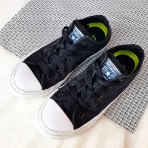 Converse Chuck Taylor II All-Star Lunarlon Low Top Sneakers Shoes Youth 1 Unisex