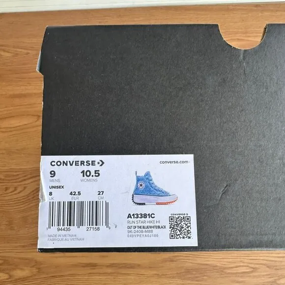 ❤️❤️❤️Converse Run Star Hike Platform Hi Faux Fur 10.5 Women Shoes Blue A13381C