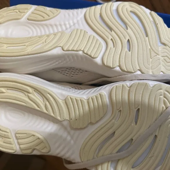COPY - Brooks Women's Cream Running Shoes
