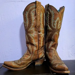 Corral dance/fashion boots (Western wear)