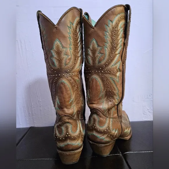 Corral dance/fashion boots (Western wear)