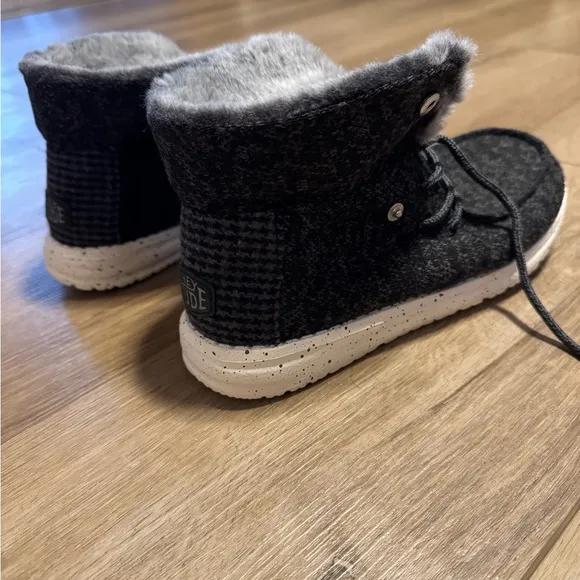 Cozy Black and Gray Fur-Lined Hey Dude Shoes