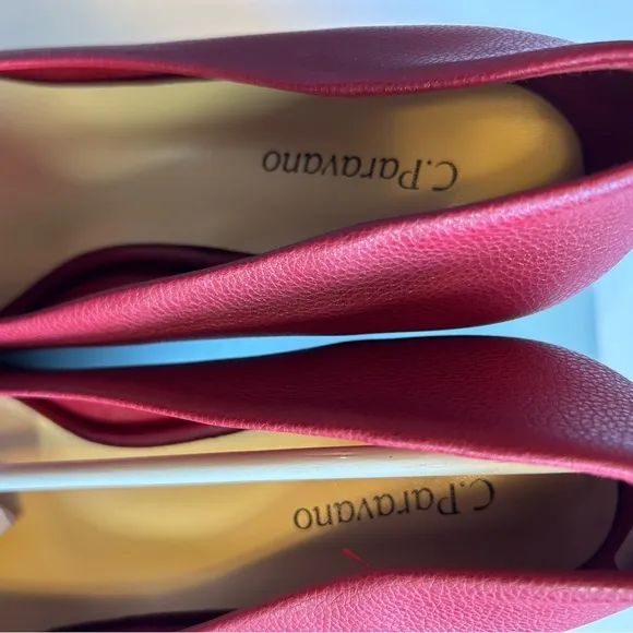 C.Paravano C Buckled Red Pumps Kitten Heels Size 38