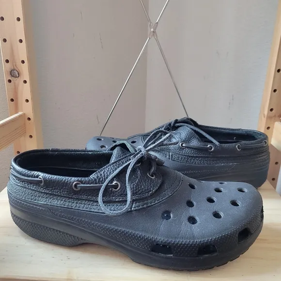 CROCS Rare Islander Sport Pitcrew Shoes 11