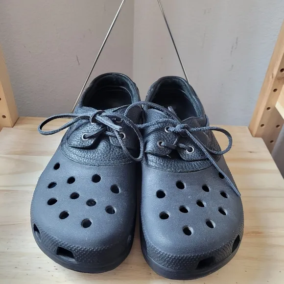 CROCS Rare Islander Sport Pitcrew Shoes 11