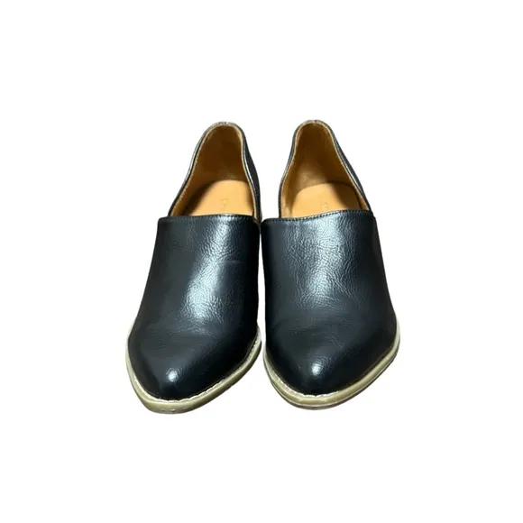 Cynthia Rowley Eddie Shoe Bootie Black Pointed Toe Size 9