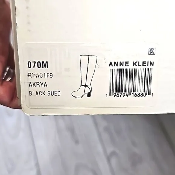 (D-DD288)  Anne Klein Women's Rya Fashion Boot Sz 7