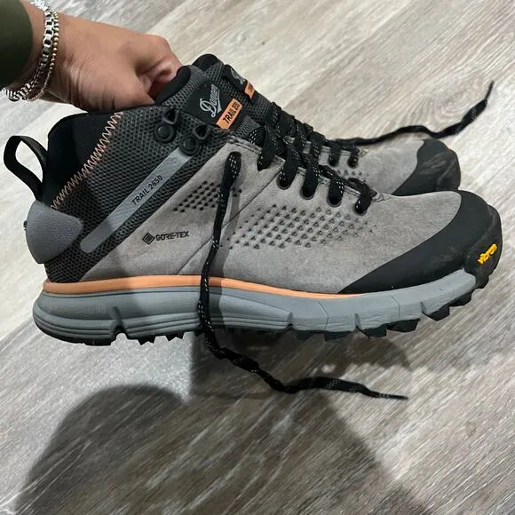 Danner Trail 2650 Grey Suede Hiking Boots - Women's Size 7