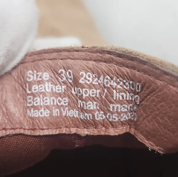 Dansko Bea Biscotti Size 39 Tan Leather Boots Waterproof