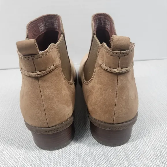 Dansko Bea Biscotti Size 39 Tan Leather Boots Waterproof