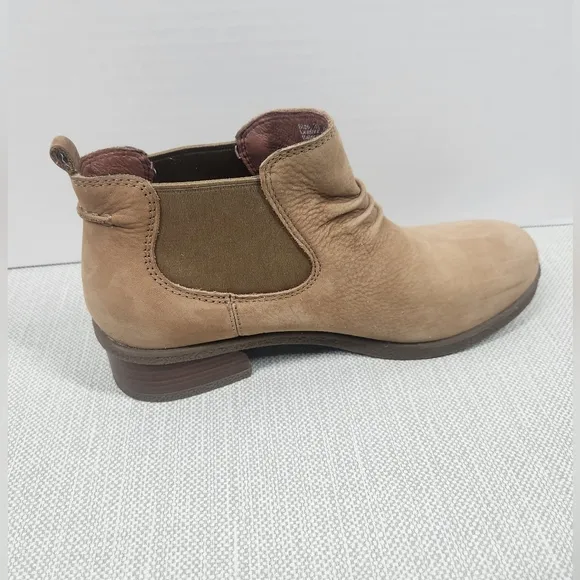 Dansko Bea Biscotti Size 39 Tan Leather Boots Waterproof