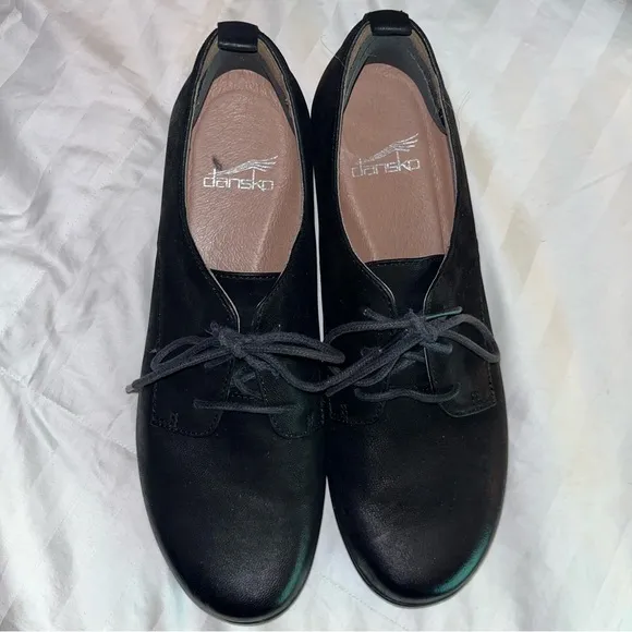 Dansko Finola Oxford Classic Lace-Up Comfort Shoes
