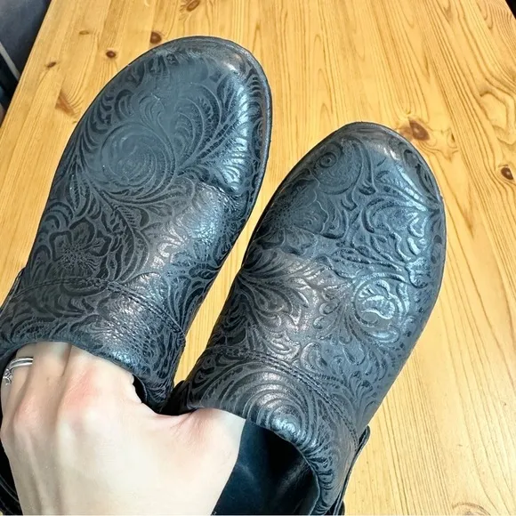 Dansko Ingrid Paisley Black Strap Buckle Slip On Work Slip Resistant Shoes 37