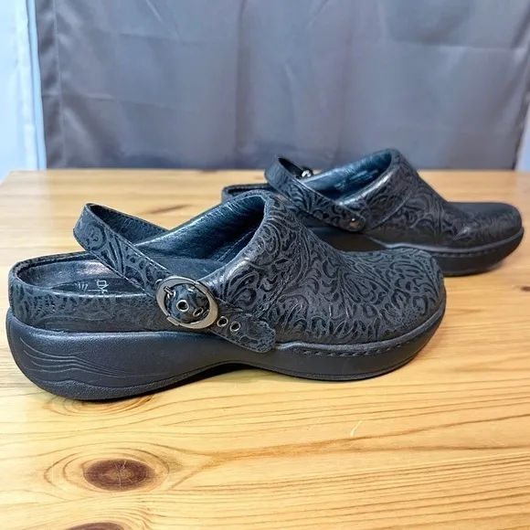 Dansko Ingrid Paisley Black Strap Buckle Slip On Work Slip Resistant Shoes 37