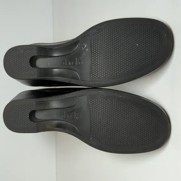 Dansko wedge slip on clog shoes women's size 9.5-10.  EU 40