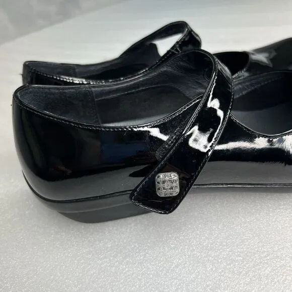 Dansko Women’s US 10.5-11 Mary Jane Black Patent Leather Comfort Shoes