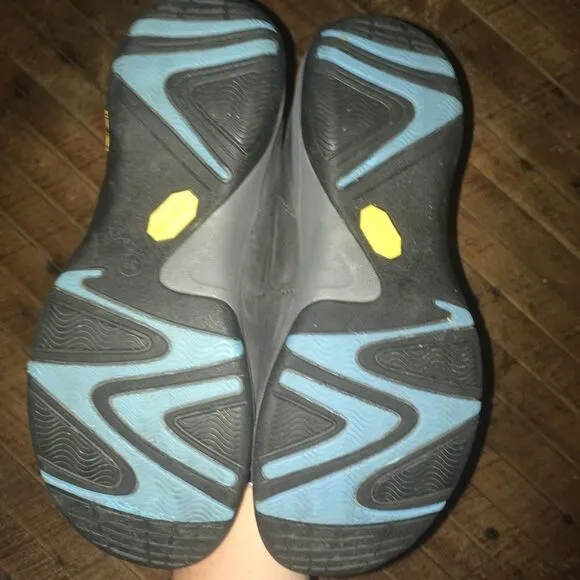 Dansko navy leather nursing slip on size 39 clogs
