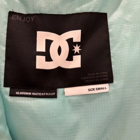 DC Shoes Women’s Water Resistant Snow Puffer Jacket Fur Size Small Multi…