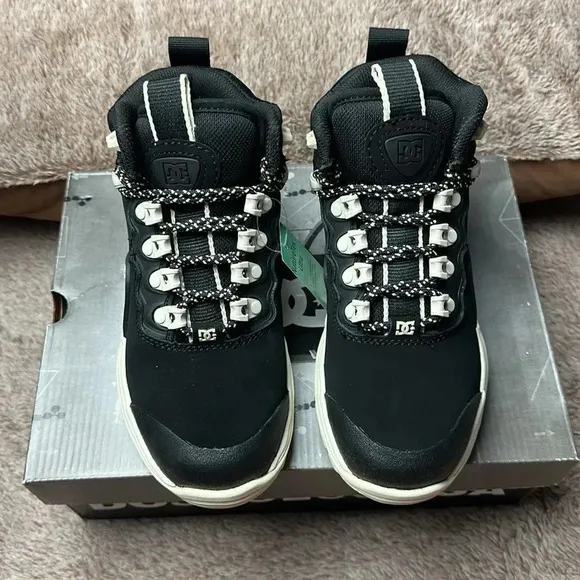 DC Women's Navigator Black Fashion Boot Size 5.5 NIB
