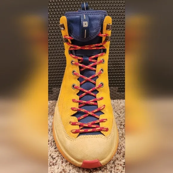 Deckers X Lab Enduro Max GTX Mid