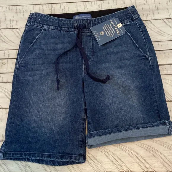 Democracy Ableisure Pull On Rolled Cuff Denim Shorts Midtone Blue Size 4