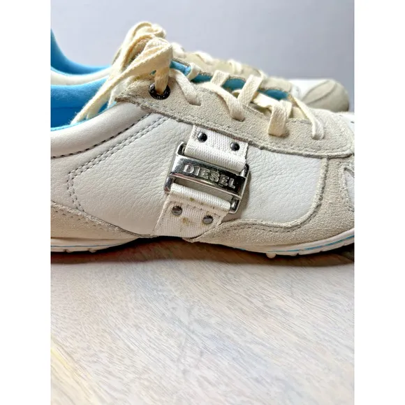 Diesel Sport Shoe 7.5 White and Blue