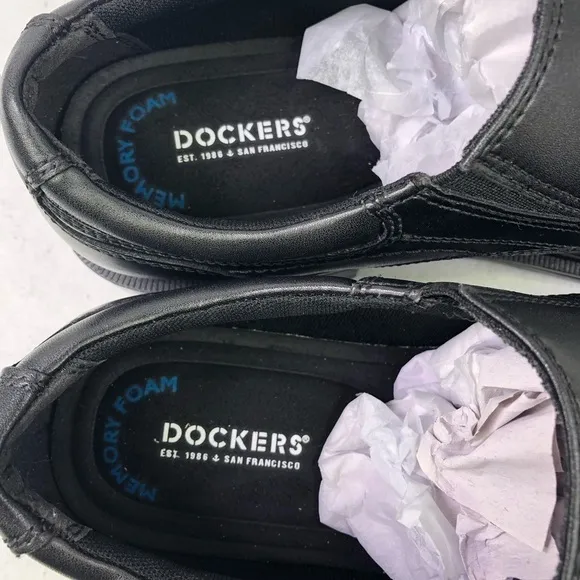 DOCKERS Edson Slip On Black Loafer Shoes