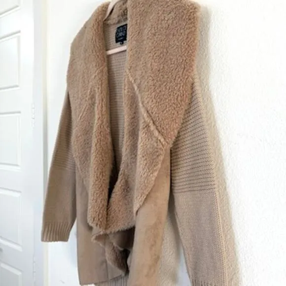 Dolce Cabo Faux Fur Waterfall Cardigan Beige Tan Sweater Jacket Women Size M