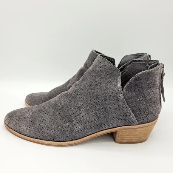 Dolce Vita Grey Perforated Suede Karsen Ankle Bootie Heel Boots Women's Size 8.5
