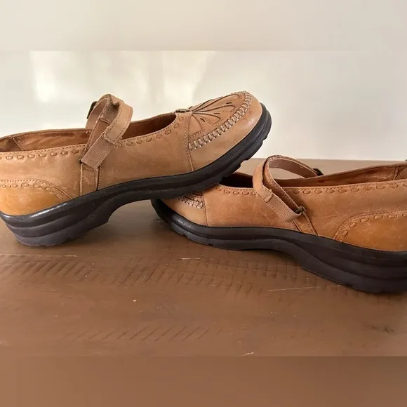 Dr. Comfort Paradise Women’s Tan Casual Shoes - Size 8XW
