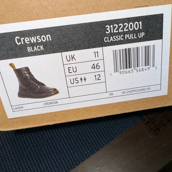 Dr Marten Crewson size 11 black