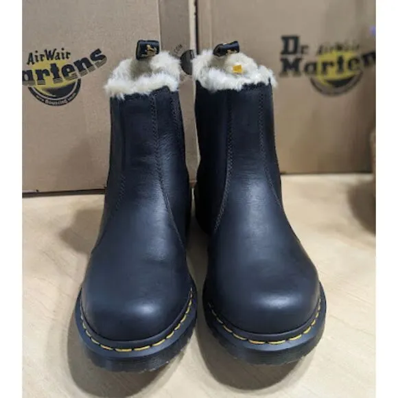Dr. Martens 2976 Leonore Faux Fur Lined Black Leather Chelsea Boots UK 8 NIB